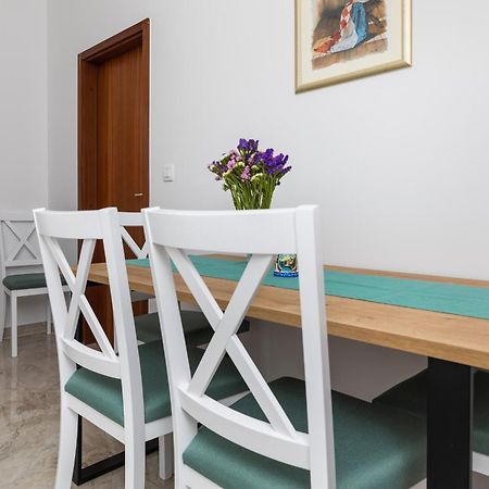 Apartments With A Parking Space Pisak, Omis - 5975 Bagian luar foto