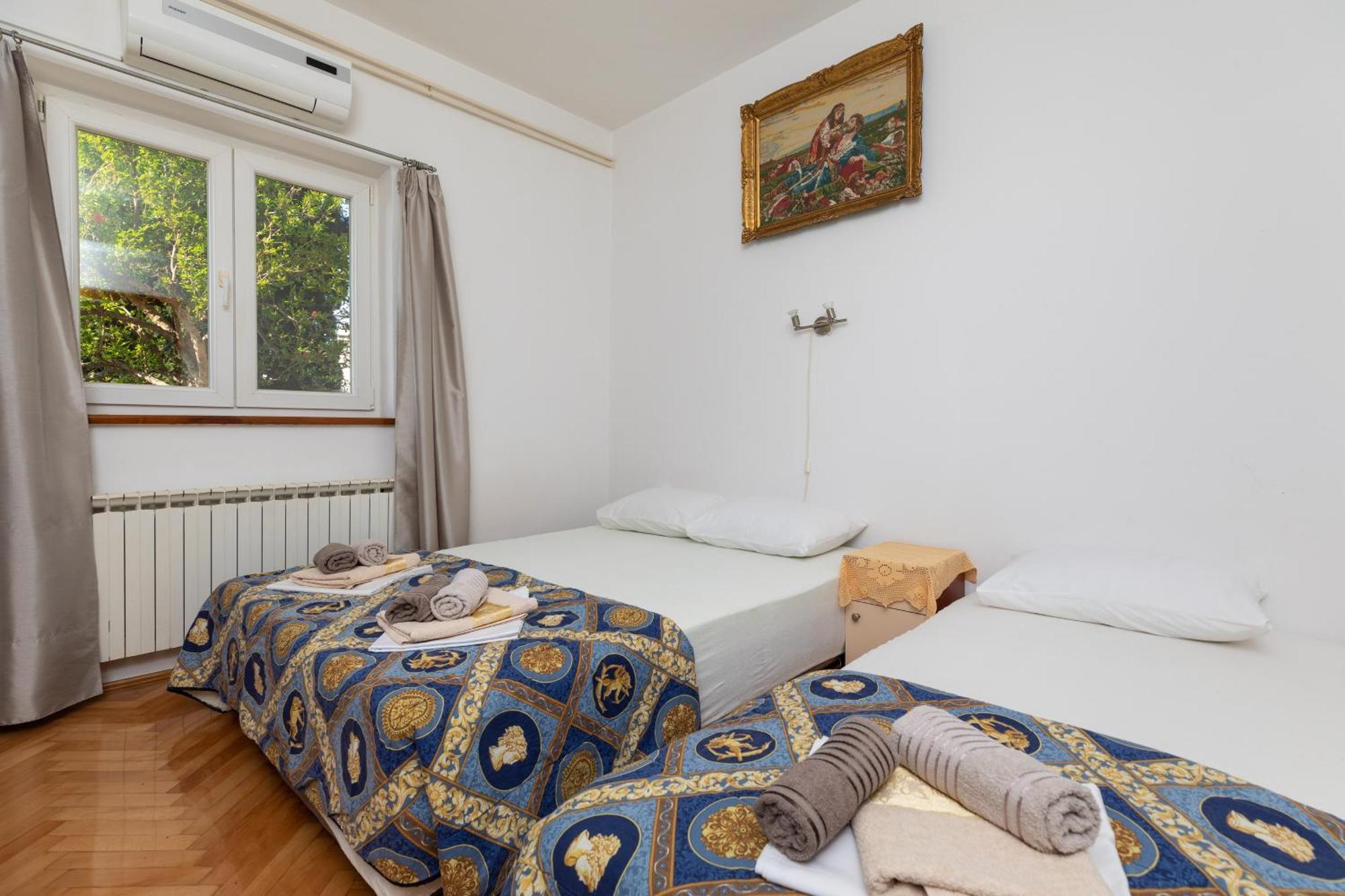 Apartments With A Parking Space Pisak, Omis - 5975 Bagian luar foto