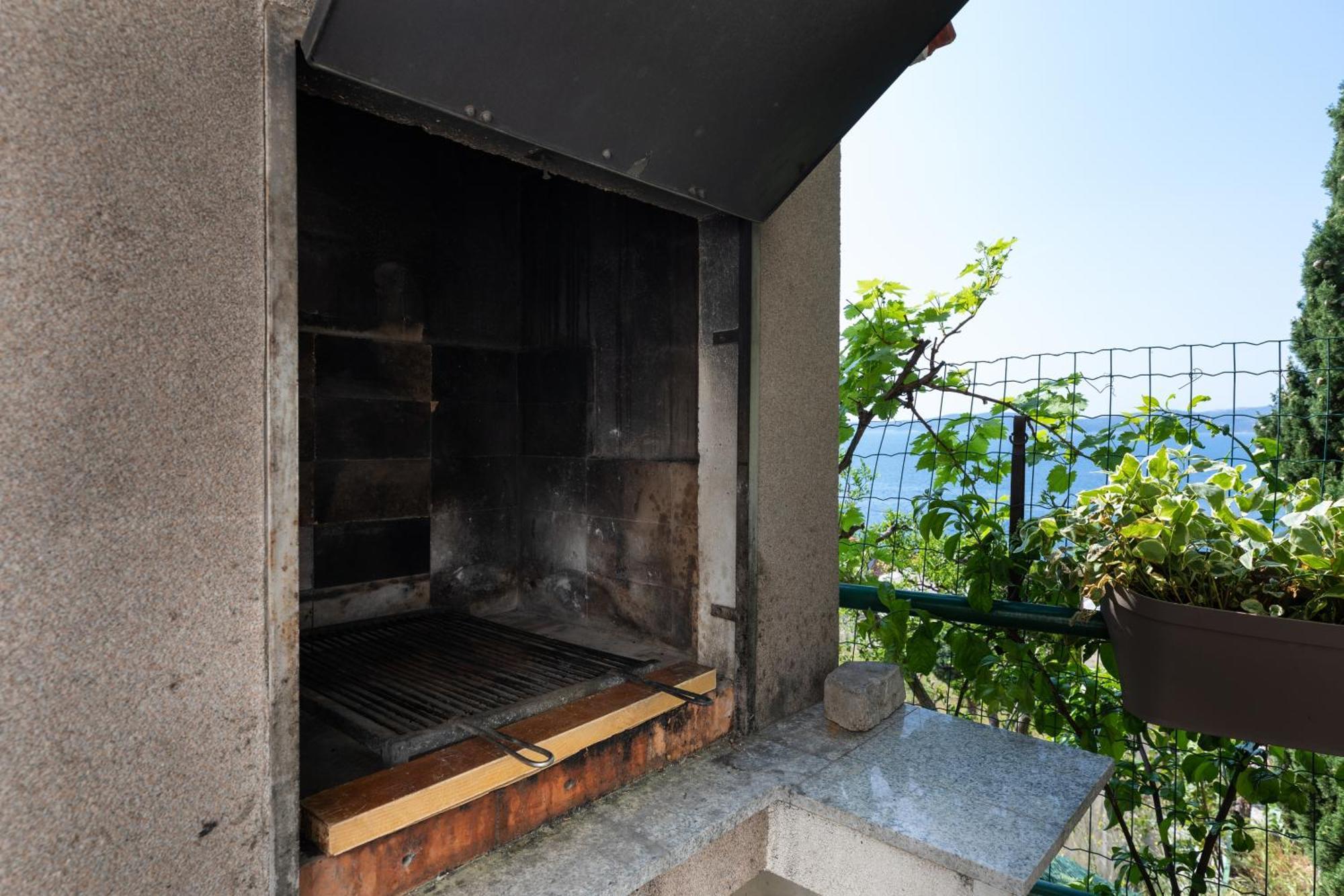 Apartments With A Parking Space Pisak, Omis - 5975 Bagian luar foto