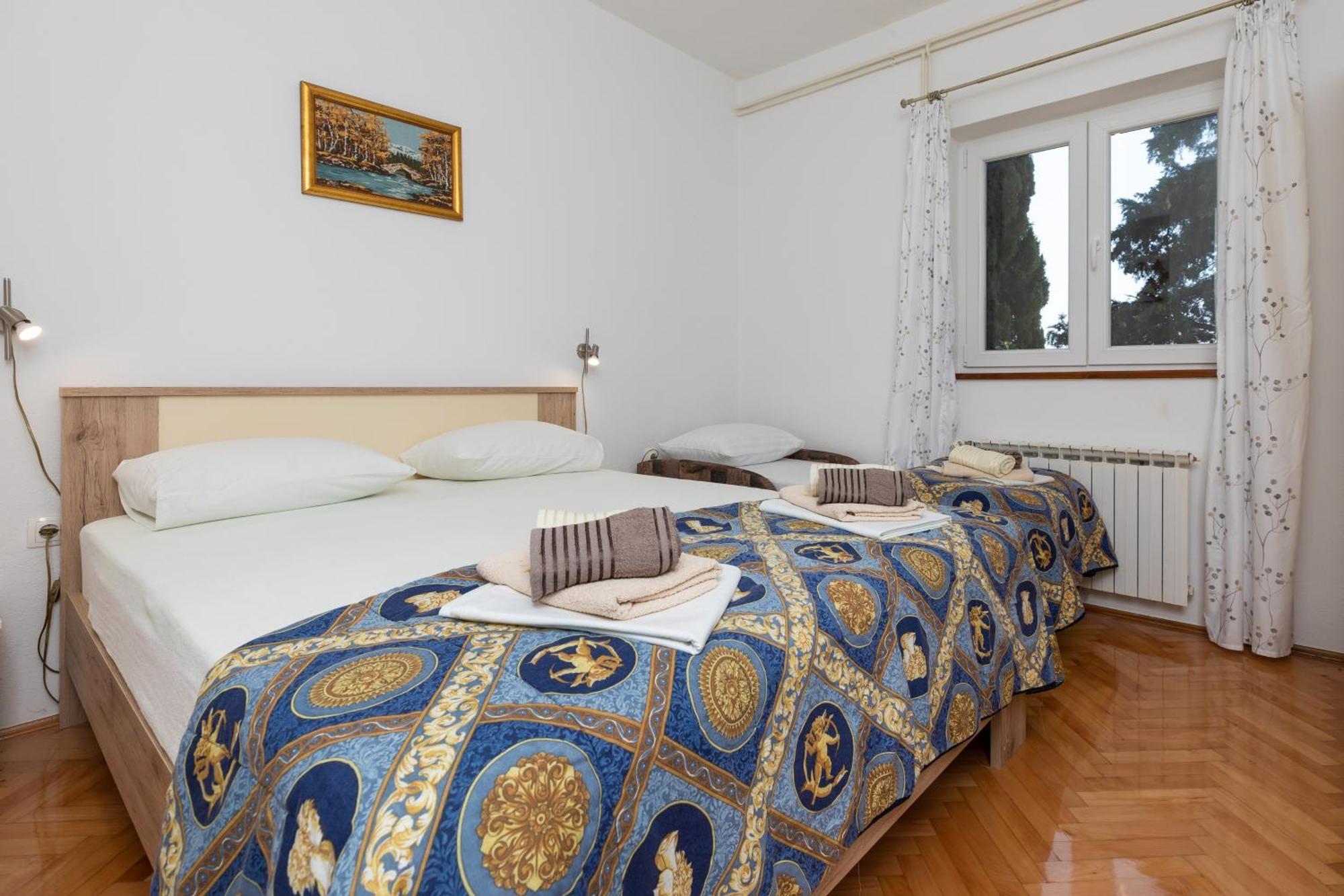 Apartments With A Parking Space Pisak, Omis - 5975 Bagian luar foto