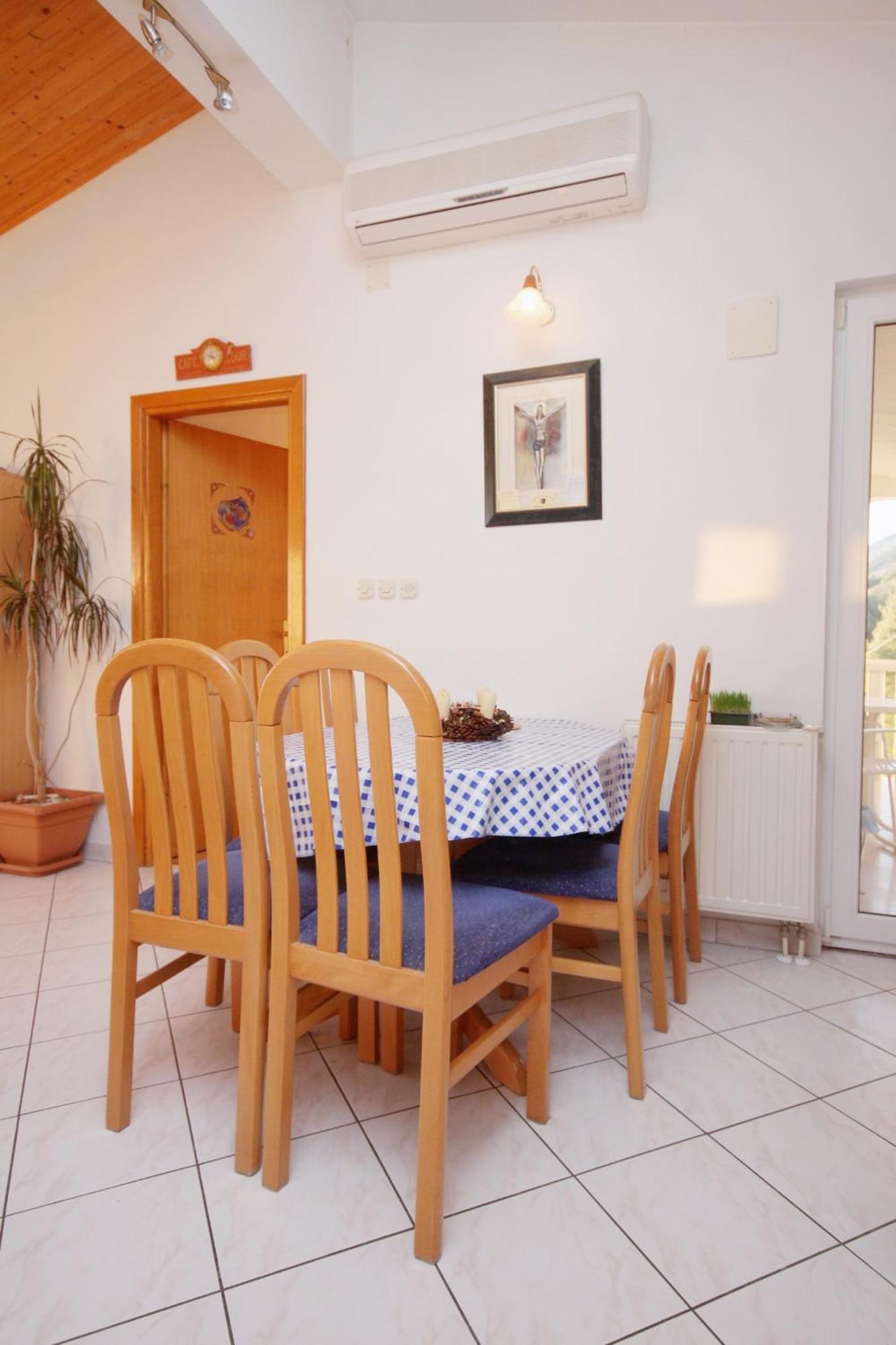 Apartments With A Parking Space Pisak, Omis - 5975 Bagian luar foto
