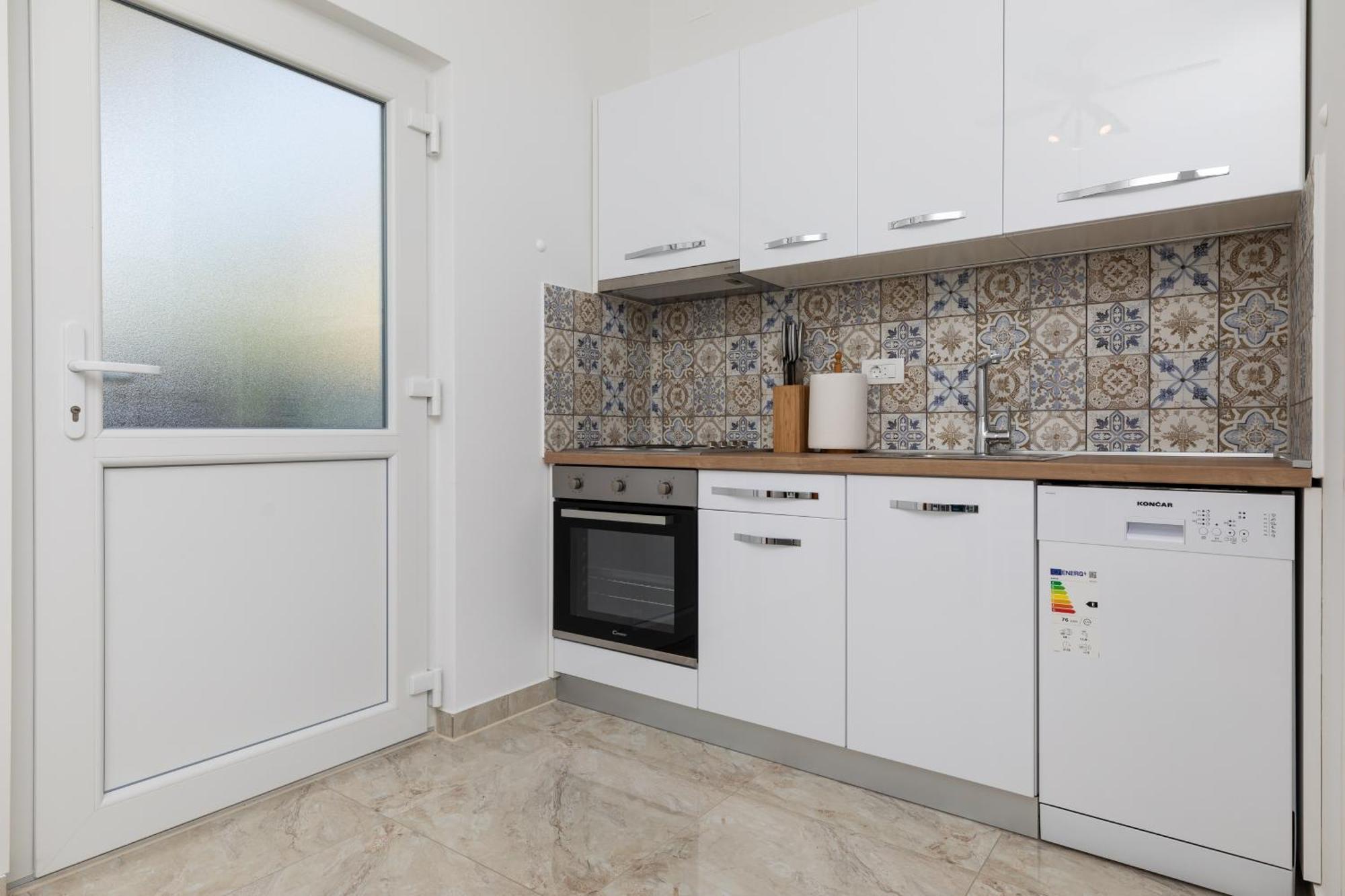 Apartments With A Parking Space Pisak, Omis - 5975 Ruang foto