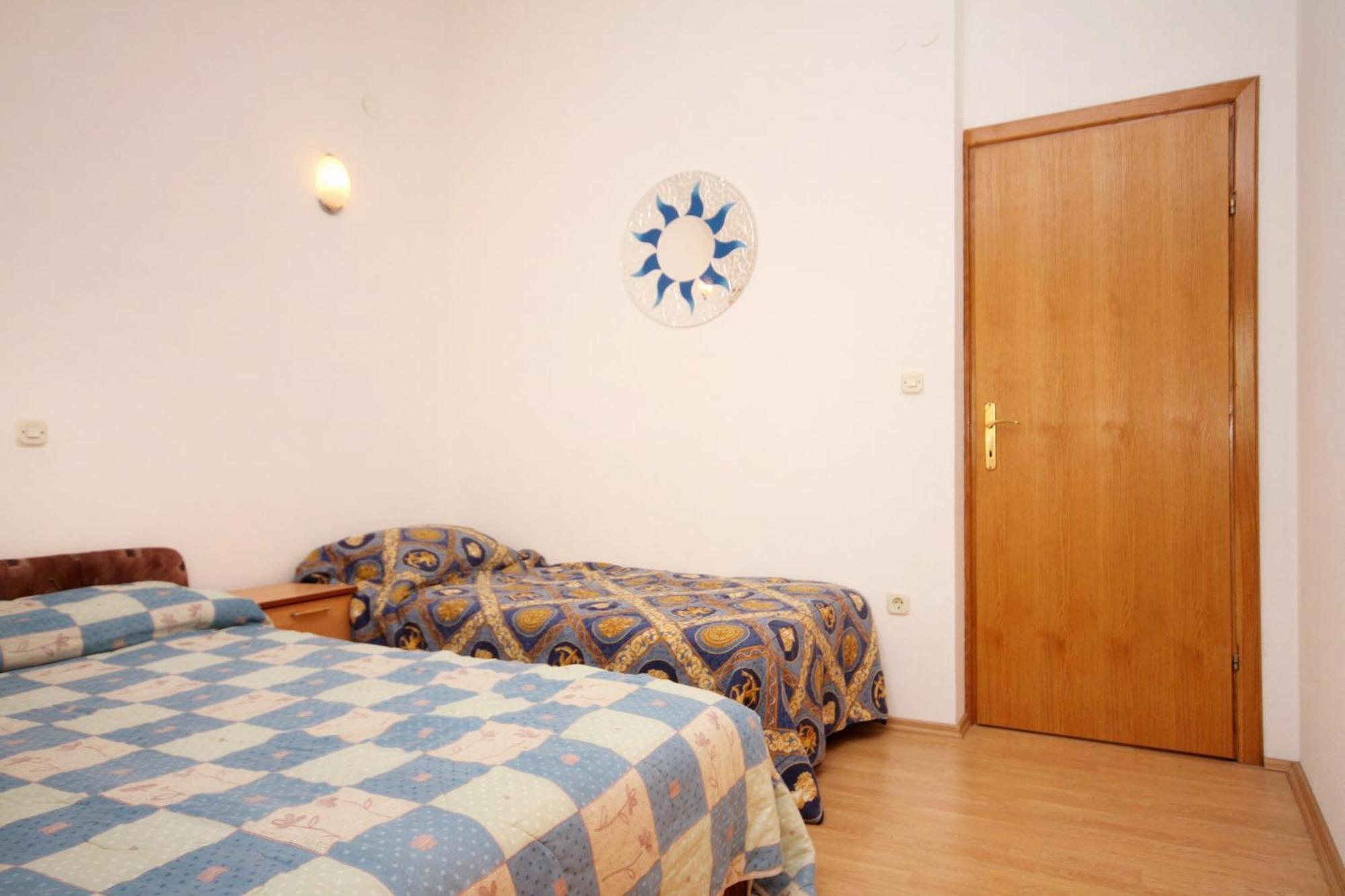 Apartments With A Parking Space Pisak, Omis - 5975 Ruang foto